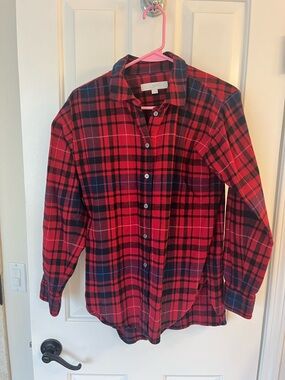 LOFT Red Plaid Button-Down Shirt - Classic Women’s Flannel Size Small